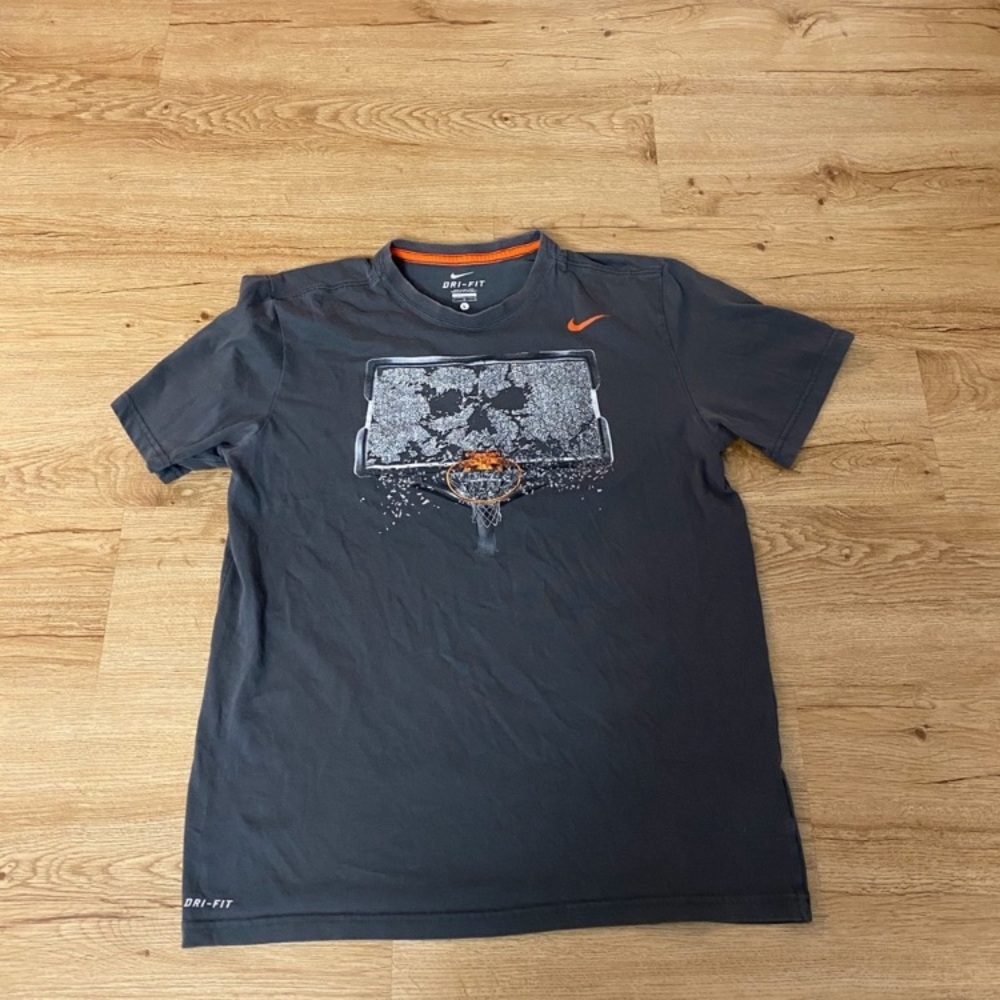 Nike shirt